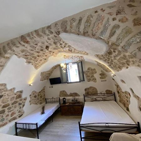 Καμάρα Χωριό Φοινίκι , Kamara Finiki Village Moláoi 外观 照片