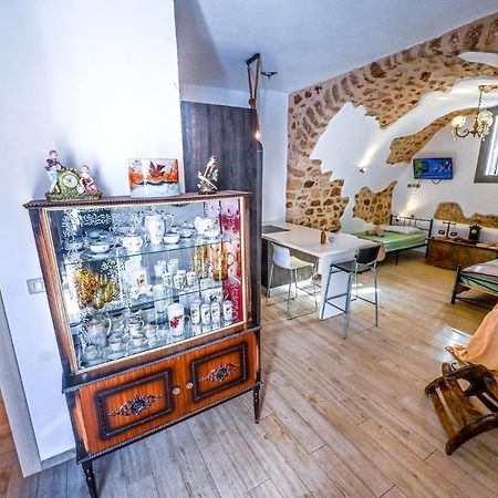 Καμάρα Χωριό Φοινίκι , Kamara Finiki Village Moláoi 外观 照片